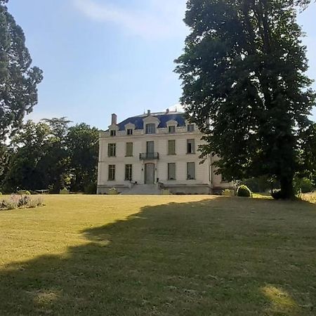 Le Chateau Du Breuil Mazières-de-Touraine Exterior photo
